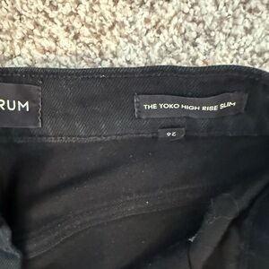 Aritzia Black Slim Denim Jeans